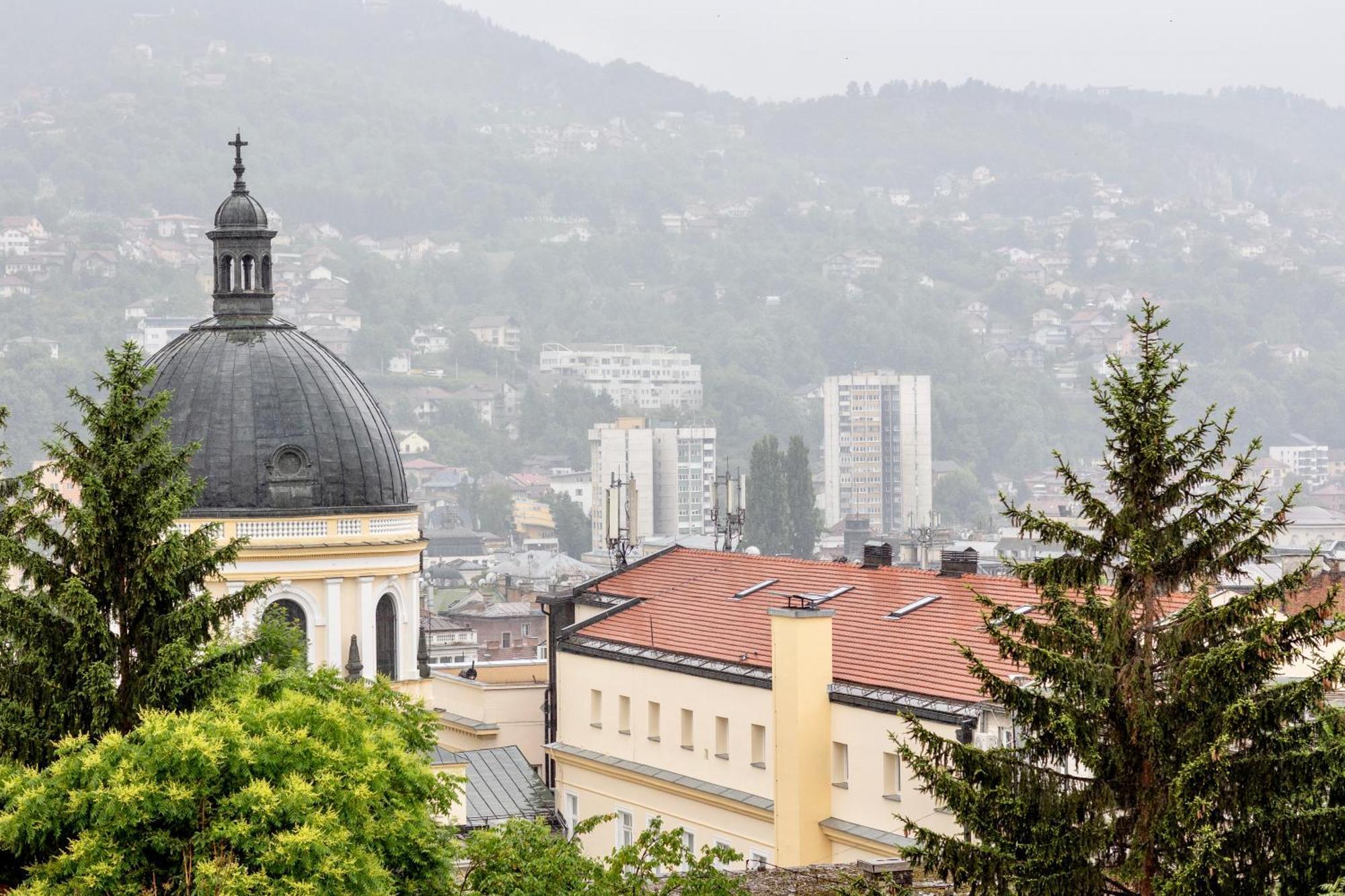 Old Town Heaven 3-Bedroom Apartment With Balcony Saraybosna Dış mekan fotoğraf