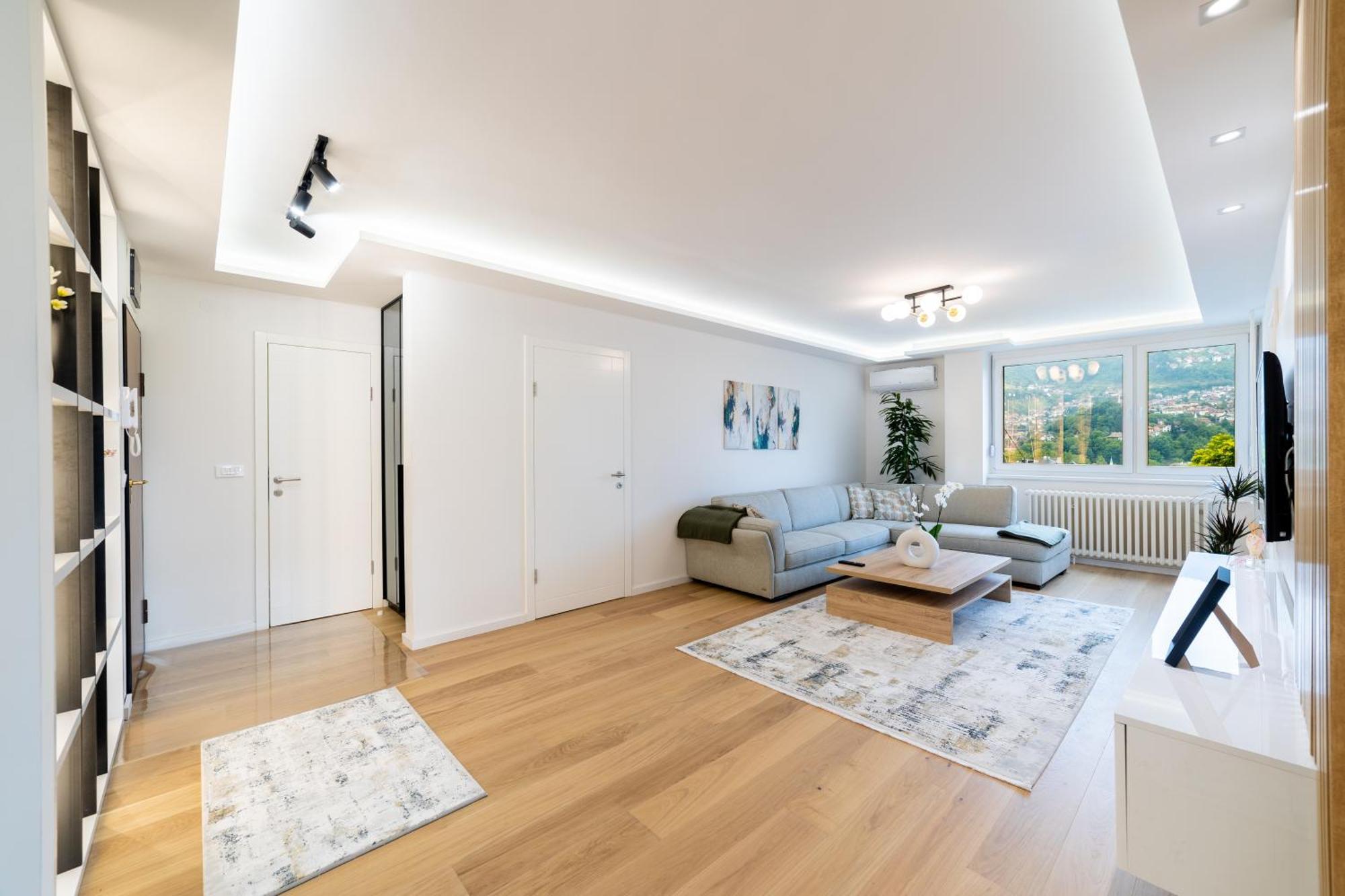 Old Town Heaven 3-Bedroom Apartment With Balcony Saraybosna Dış mekan fotoğraf